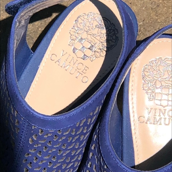 Vince Camuto Dastana Blue Sandals Peep toe sz 9 - Picture 8 of 10